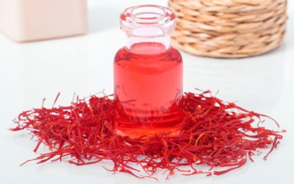 le safran de gervan, safran bio produit en Isère en France peut être utilisé pour les cosmétiques.